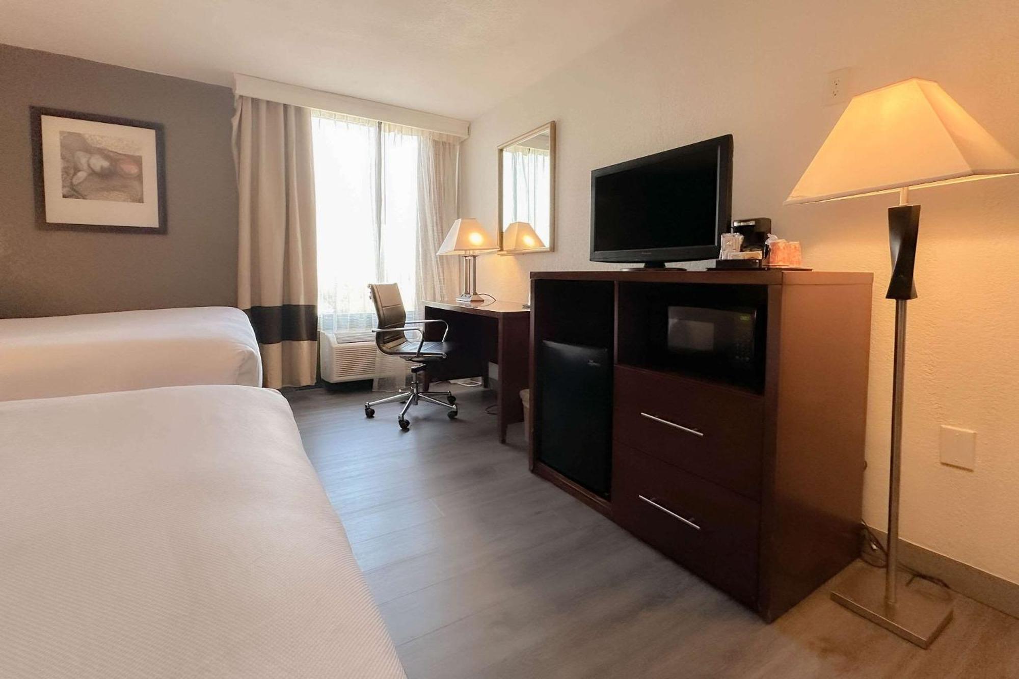 Comfort Inn & Suites Kissimmee By The Parks Four Corners Kültér fotó