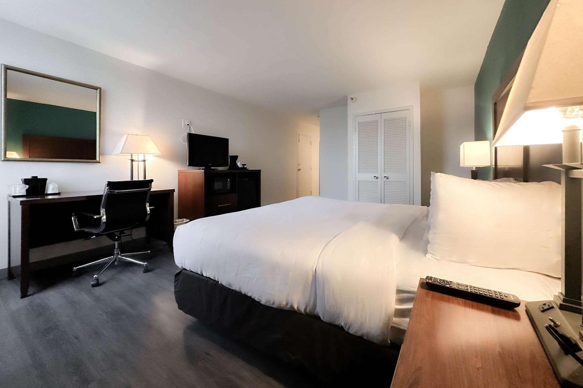 Comfort Inn & Suites Kissimmee By The Parks Four Corners Kültér fotó